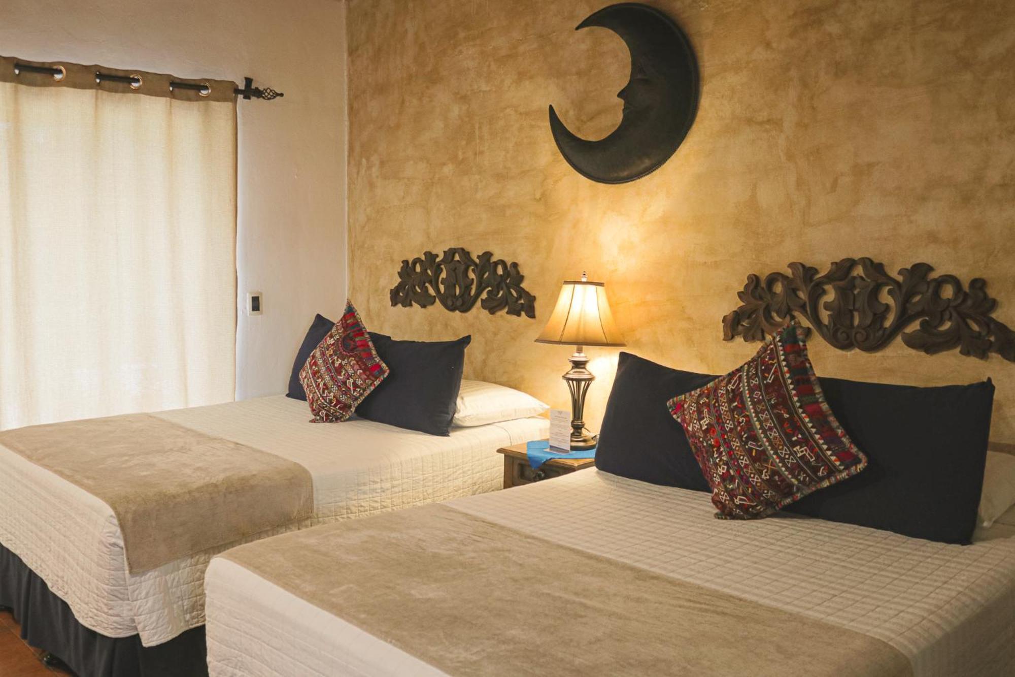 Hotel Posada De La Luna Antigua Bagian luar foto