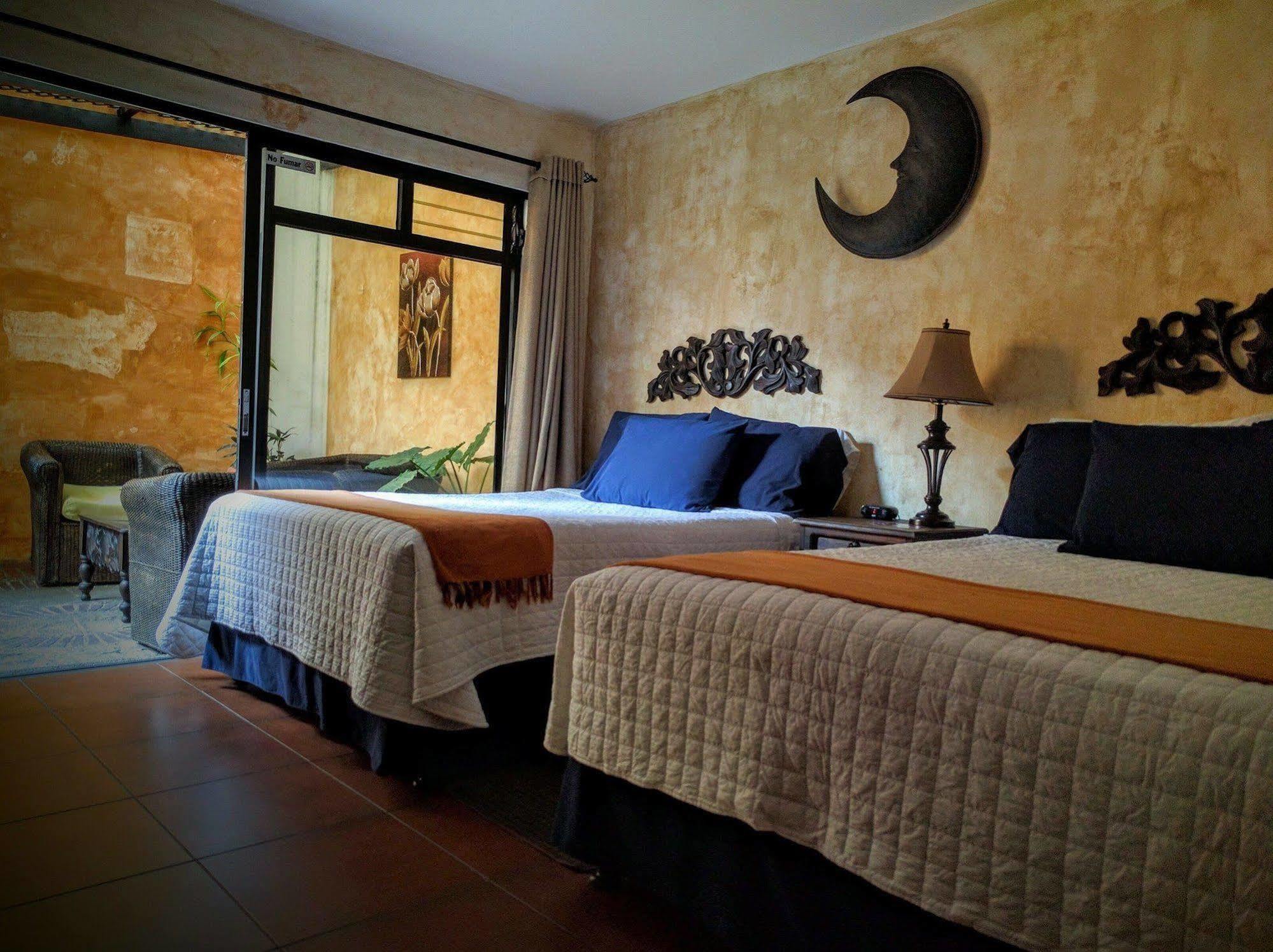 Hotel Posada De La Luna Antigua Bagian luar foto
